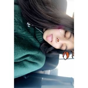 Meet your Posher, Alexandra