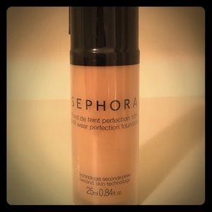 Shade 30 SEPHORA 10 HR Wear Perfection Foundation