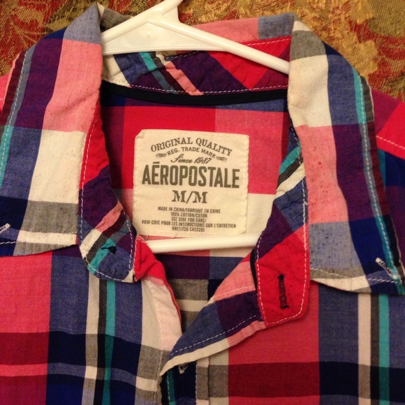 Aeropostale medium shorts sleeve shirt - Picture 1 of 2
