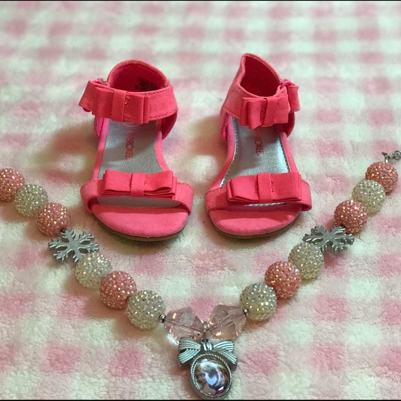 CHEROKEE girls hot pink sling back sandals