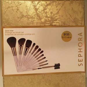 SEPHORA Pro Brush Set w/ 12 Brushes and Clutch