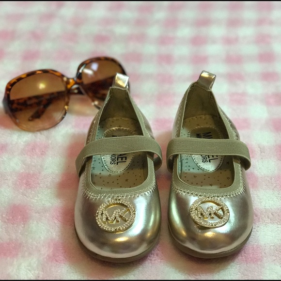 MICHAEL KORS girls gold shoes
