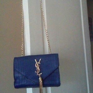 Gorgeous blue leather shoulder handbag