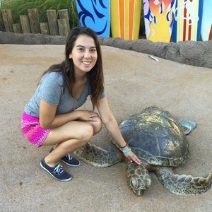 Meet your Posher, Alana