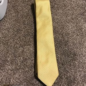 Gold Sparkle Tie from Donald J. Trump Brand