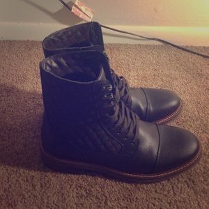 Leather Guess Boots