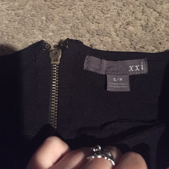 f21 skirt - Picture 2 of 4