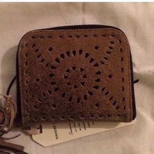 Cleobella bronze small Mexicana zip NWT