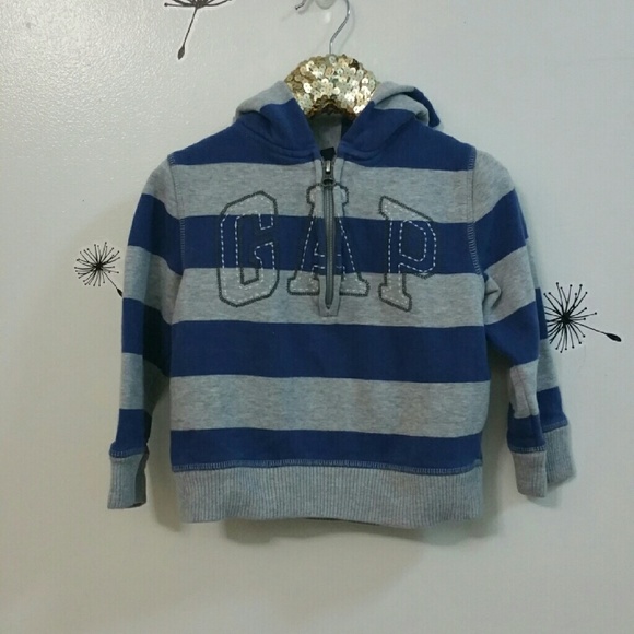 GAP Boys sweater 4T