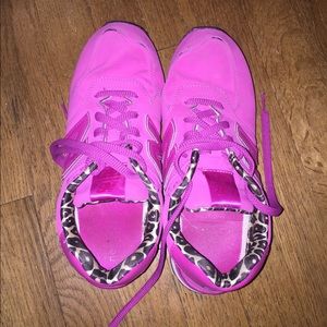 pink new balances