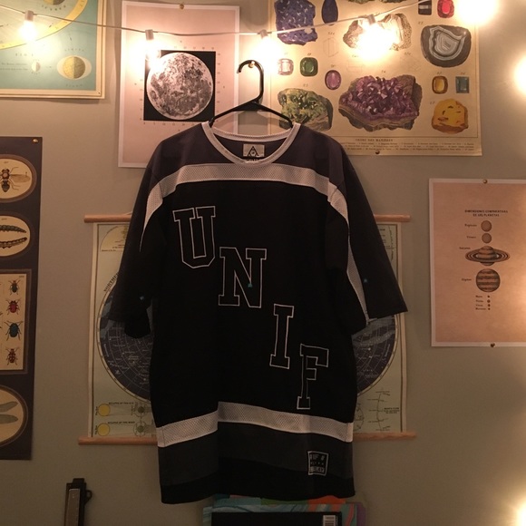 Black and Grey Unif Jersey - Picture 2 of 4