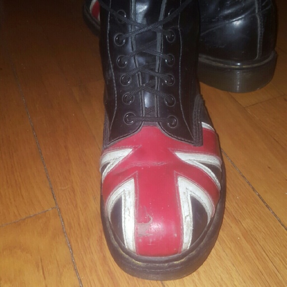 Dr. Martens x Union Jack