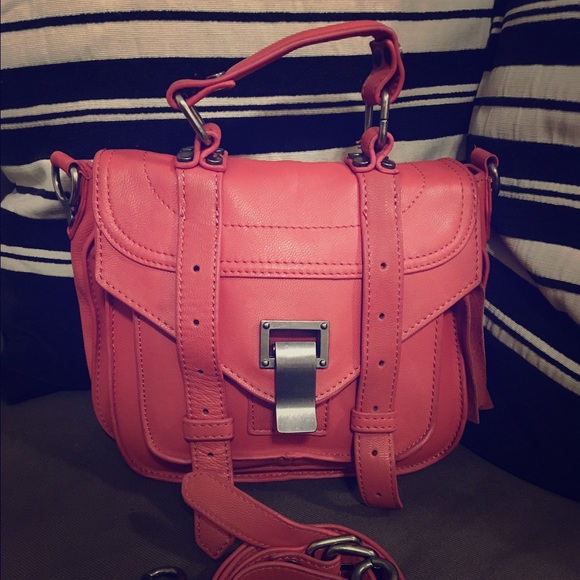 Mini Cross Body Bag