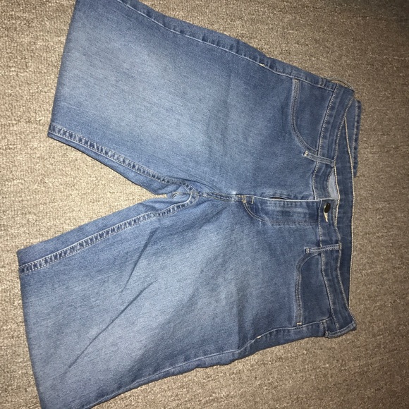 Jeans - Picture 2 of 3