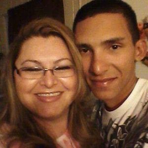 Meet your Posher, Alma