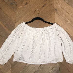 Flowered off-the-shoulder long sleeve crop top