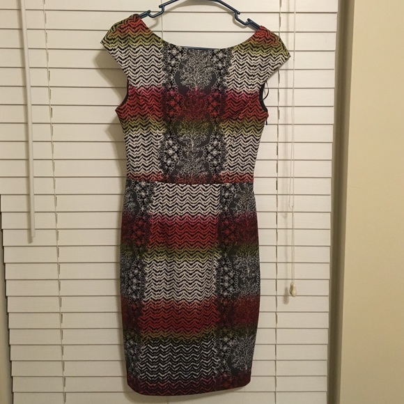 Patterned Dress - Picture 1 of 2