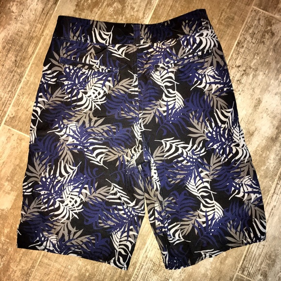 🌴Cherokee NWOT Boy Tailored Swim Shorts Size 16🌴 - Picture 2 of 5