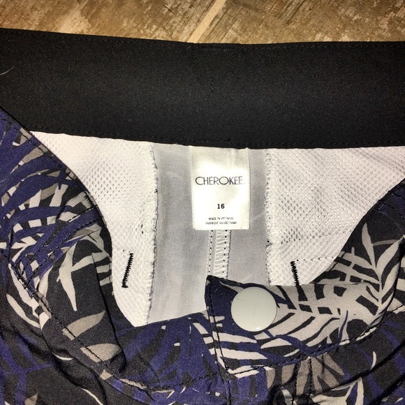 🌴Cherokee NWOT Boy Tailored Swim Shorts Size 16🌴 - Picture 3 of 5