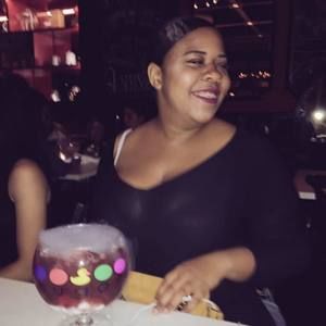 Meet your Posher, Kendra