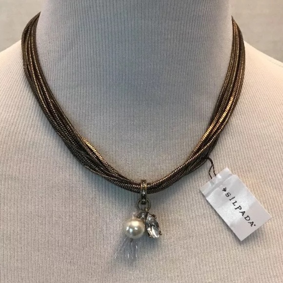 NWT Dreamy Details Necklace