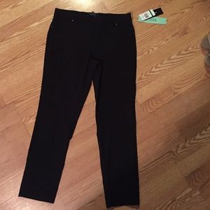 89th & Madison black pants