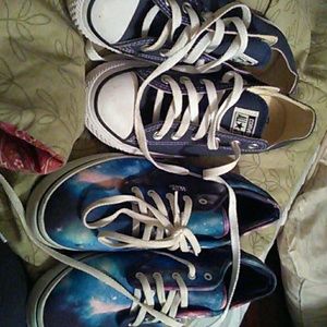 Galaxy Vans and All-star converse