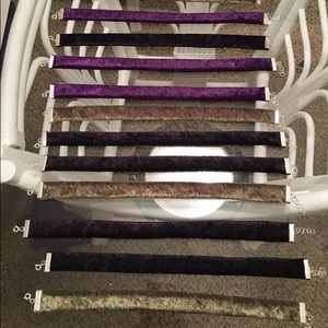 Velvet choker set