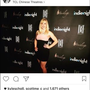 Formal dress worn on Red Carpet TVpremier by actor