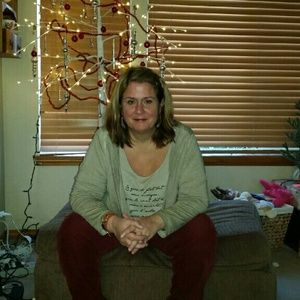 MEET YOUR POSHER