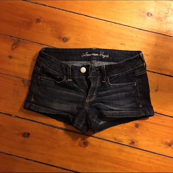 American Eagle Dark Wash Shorts - Picture 3 of 3