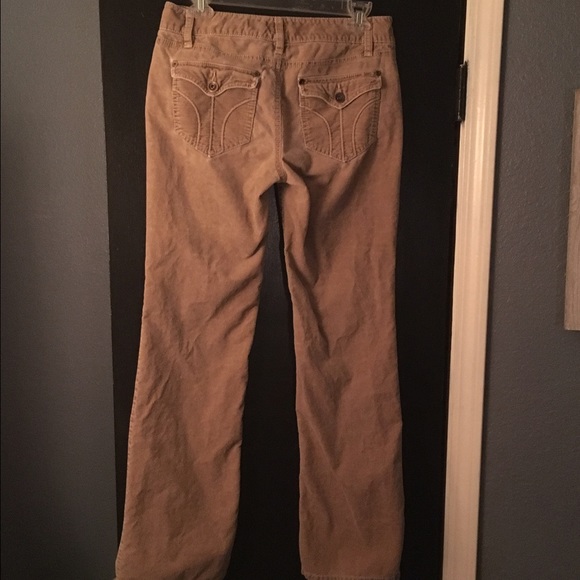 Loft Size 6 Slim Boot Cut Curduroys - Picture 3 of 4