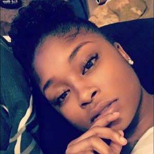 Meet your Posher, Monaiyah