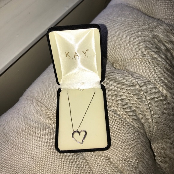 Kay Jewelers Jewelry - 🔴Diamond heart necklace🔴