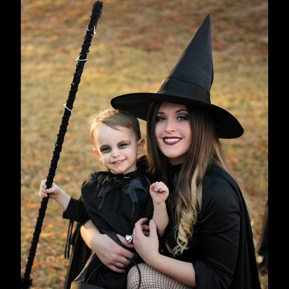 Meet your Posher, Whitney - Picture 2 of 4