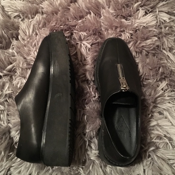 UNIF Output Creepers - Picture 2 of 4