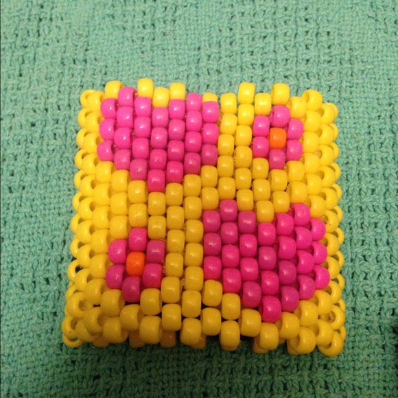 Hello Kitty Cuff - Picture 2 of 2