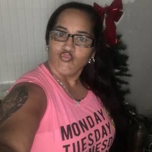 Meet your Posher, Johnette