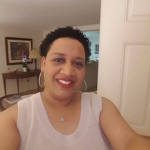 Meet your Posher, Simone