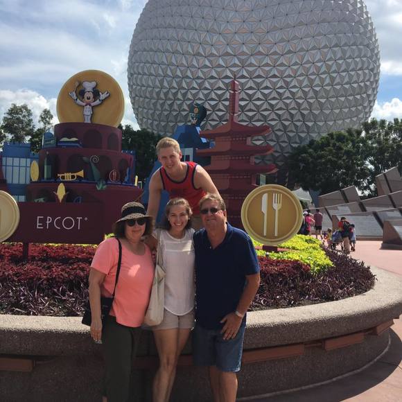 Meet your Posher, Jenny