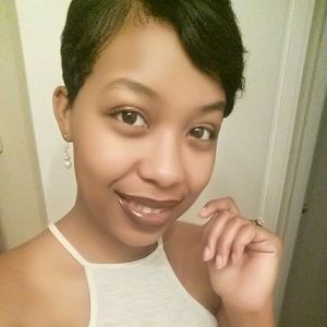 Meet your Posher, Aleah