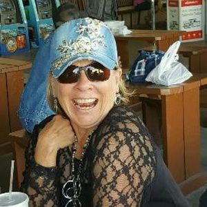 Meet your Posher, Janis