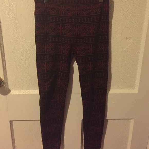 SOLD- Burgundy and Black Warm Fleece Lined Boho - Picture 2 of 4