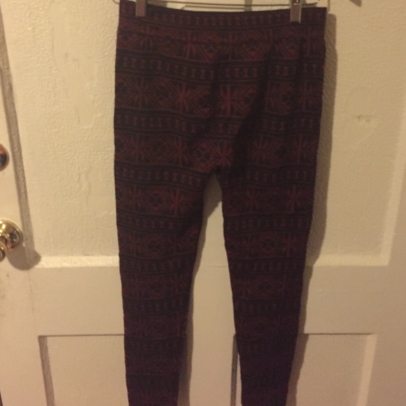 SOLD- Burgundy and Black Warm Fleece Lined Boho - Picture 3 of 4