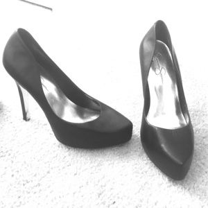 SEXY Jessica Simpson leather heels