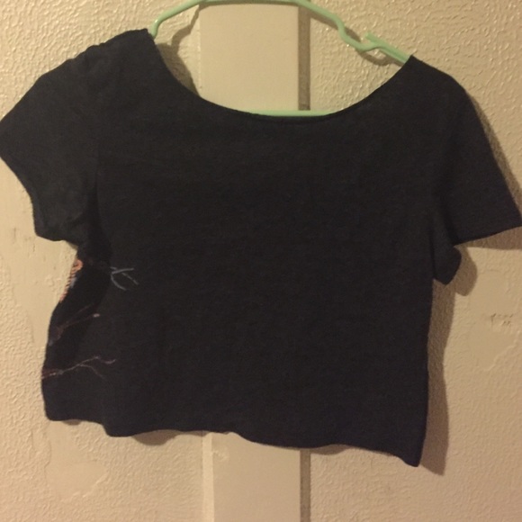 SOLD- American Eagle Boho Gray Crop Top Small - Picture 4 of 4