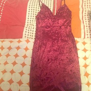 Late to the party dress 🌹