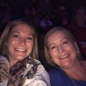 Meet your Posher, Drenda