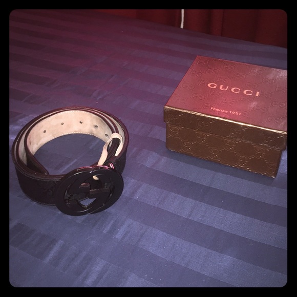 All black Gucci belt