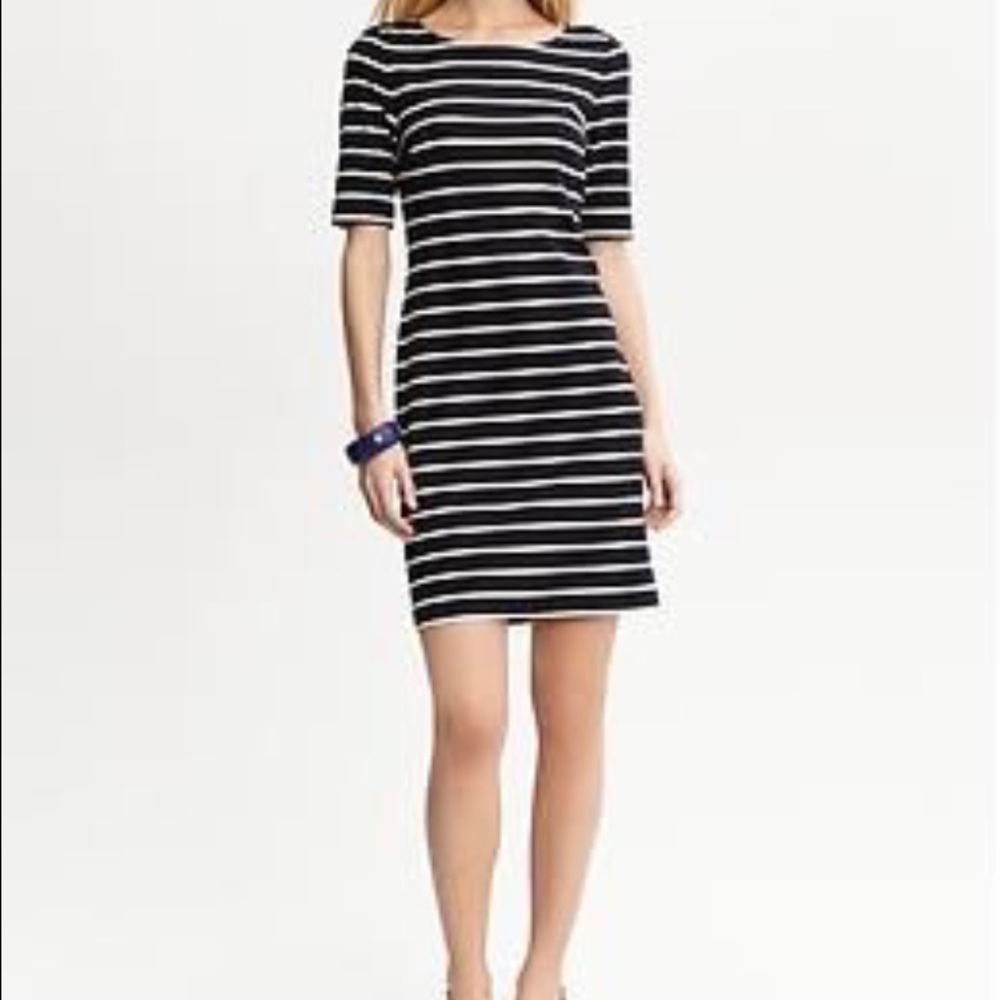 🌸🌺Banana Republic sheath dress